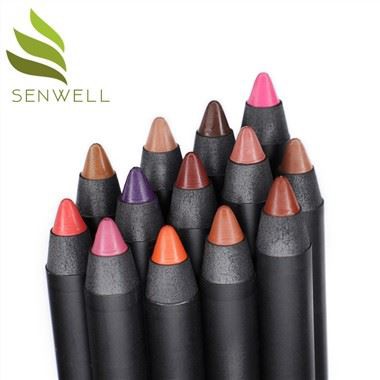 Tubes de brillant à lèvres repulpants mignons